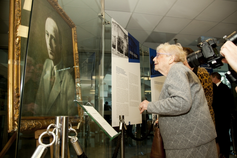 Wystawa poświęcona pamięci prof. Franciszka Raszei