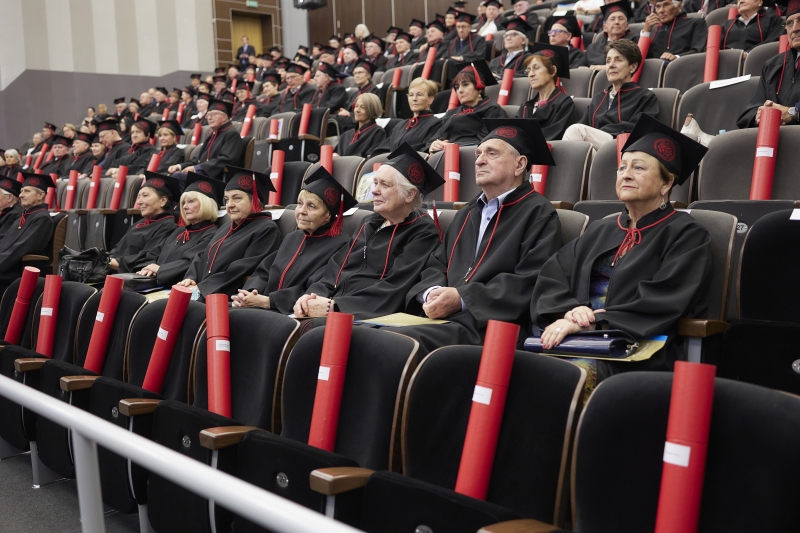 Odnowienie po 50 latach dyplomów lekarza