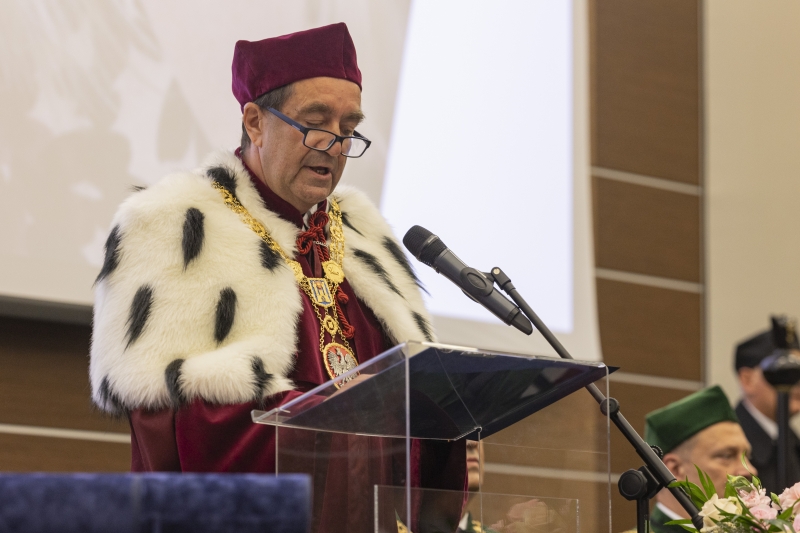 Doktor Honoris Causa - prof. Bożena Michniak-Kohn