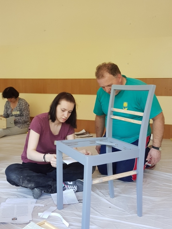 Dialog międzypokoleniowy i rozwijanie nowych umiejętności terapeutycznych