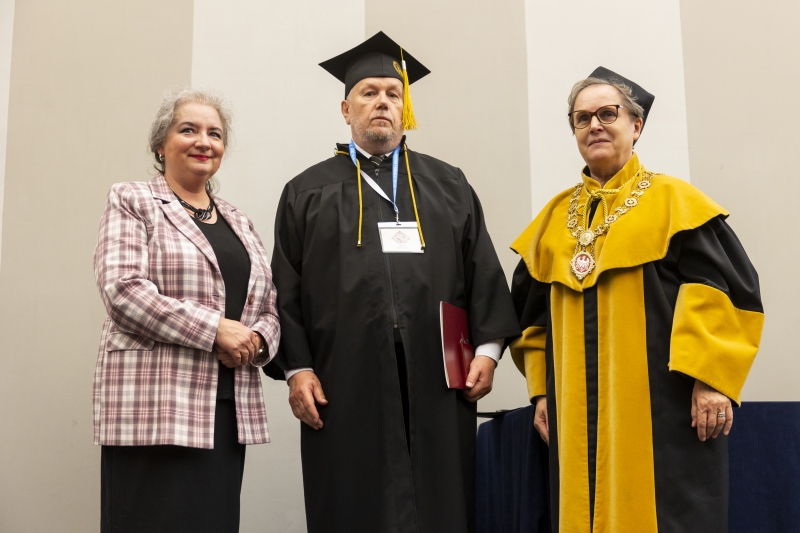 Odnowienie dyplomów magistra farmacji po 50 latach