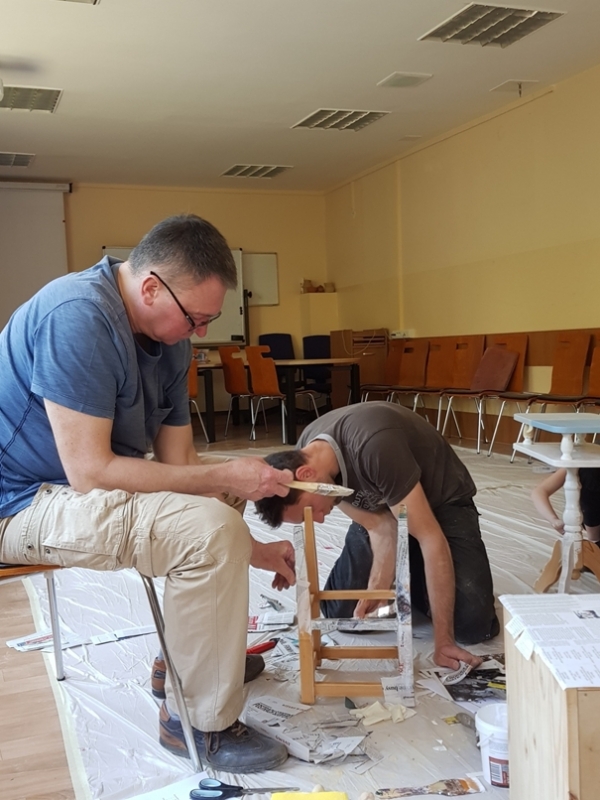 Dialog międzypokoleniowy i rozwijanie nowych umiejętności terapeutycznych