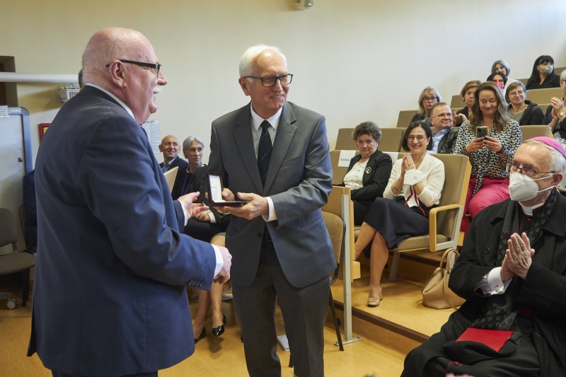 Nowe oddziały w Szpitalu Klinicznym im. Karola Jonschera