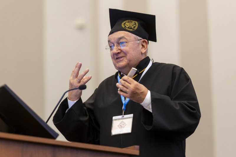 Odnowienie dyplomów magistra farmacji po 50 latach