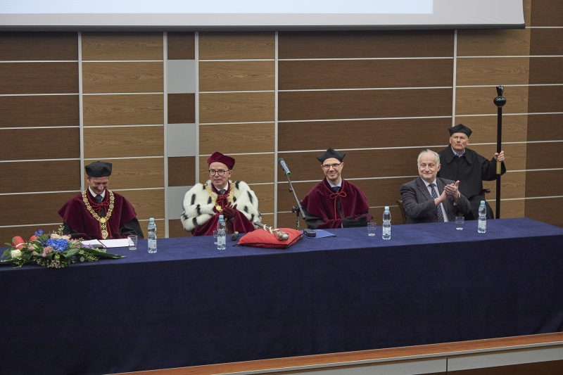 Odnowienie po 50 latach dyplomów lekarza