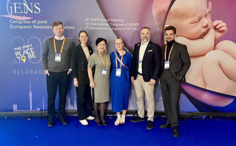 Zespół z II Kliniki Neonatologii UMP na konferencji jENS 2025 w Belgradzie
